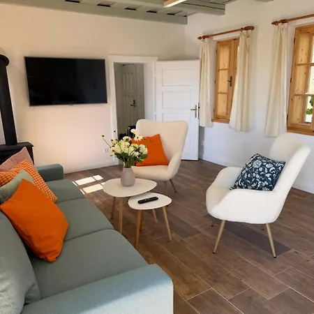 Za Sipkem Holiday home Boleradice